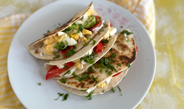 Bu Kez Kahvaltıya Konuk: Yumurtalı Taco