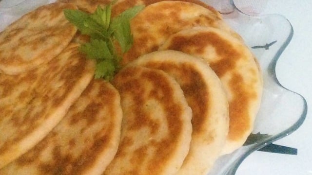 Ev Yapımı: Kıymalı Pamuk Bazlama