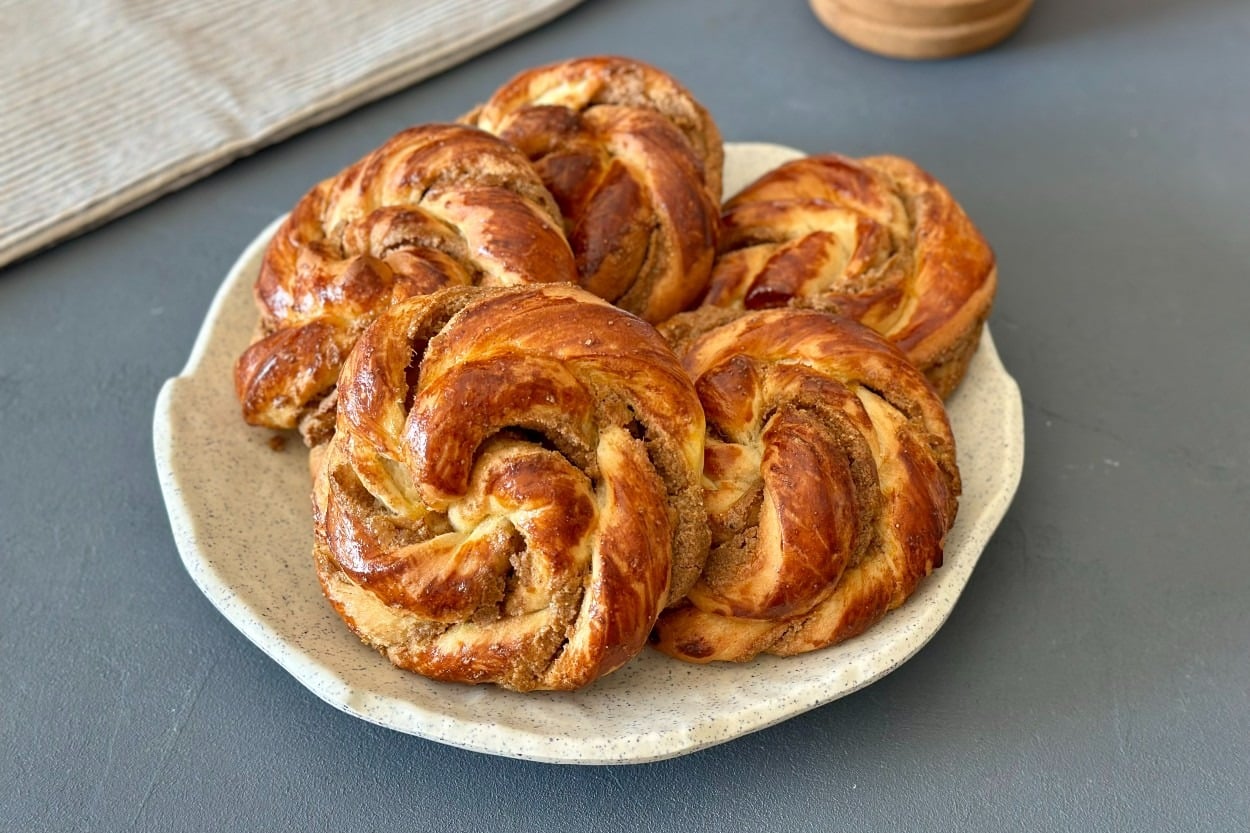 Geleneksel Bir Tat: Haşhaş Ezmeli Çörek