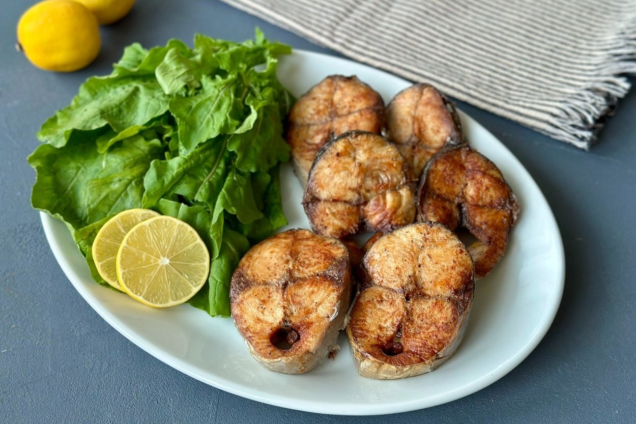 Yanında Rokayla: Airfryer'da Palamut