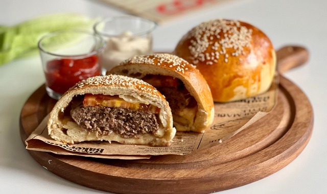 Yemesi Rahat: Kapalı Hamburger