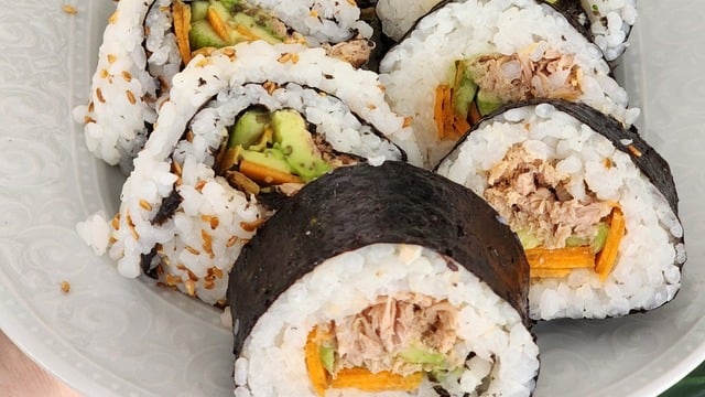 Ev Yapımı Sushi: Hosomaki
