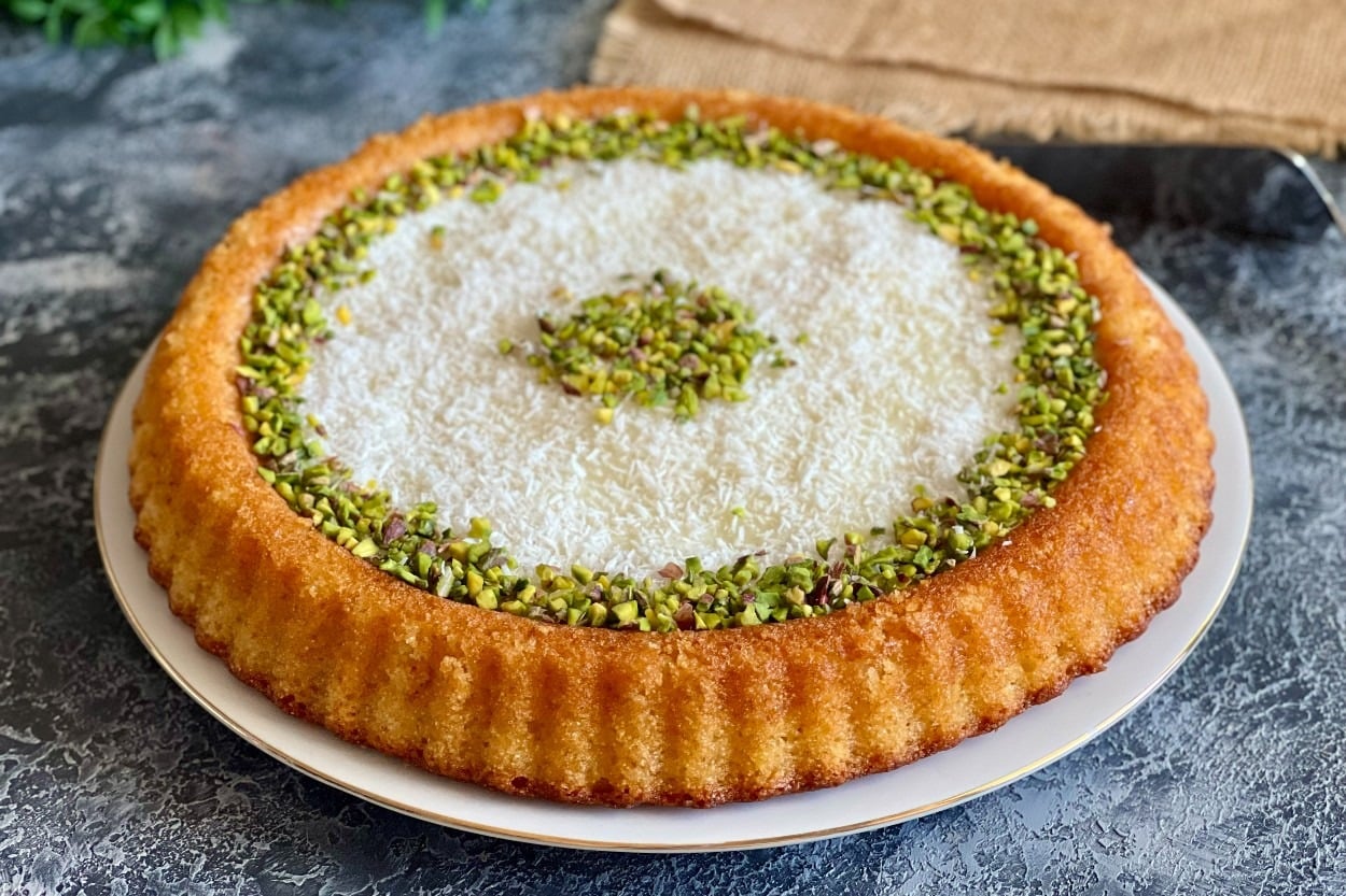 Sunumuyla Farklı: Tart Kalıbında Revani