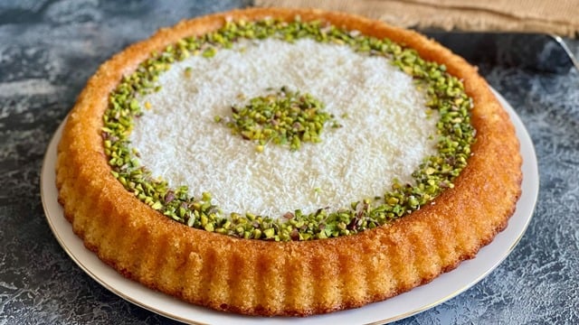 Sunumuyla Farklı: Tart Kalıbında Revani