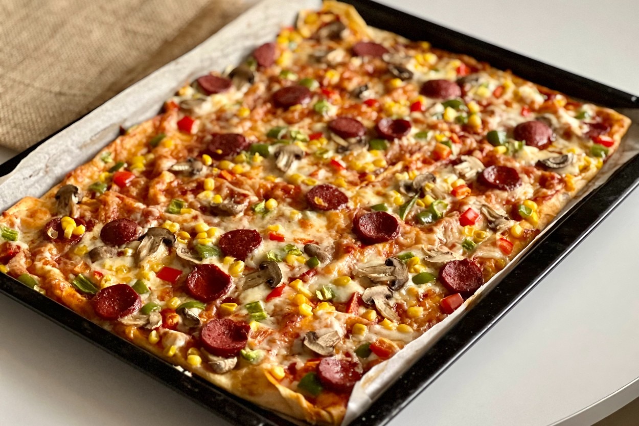 Hamur Açmadan: Yufkadan Pizza