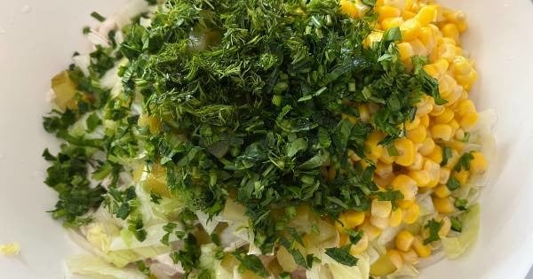 tavuklu-yogurtlu-marul-salatasi-asama4