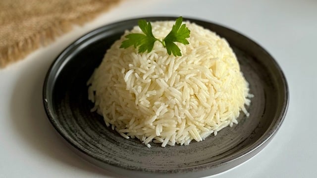 Birebir Ölçülü: 3 Kişilik Pilav