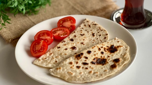 El Açması: Sac Böreği