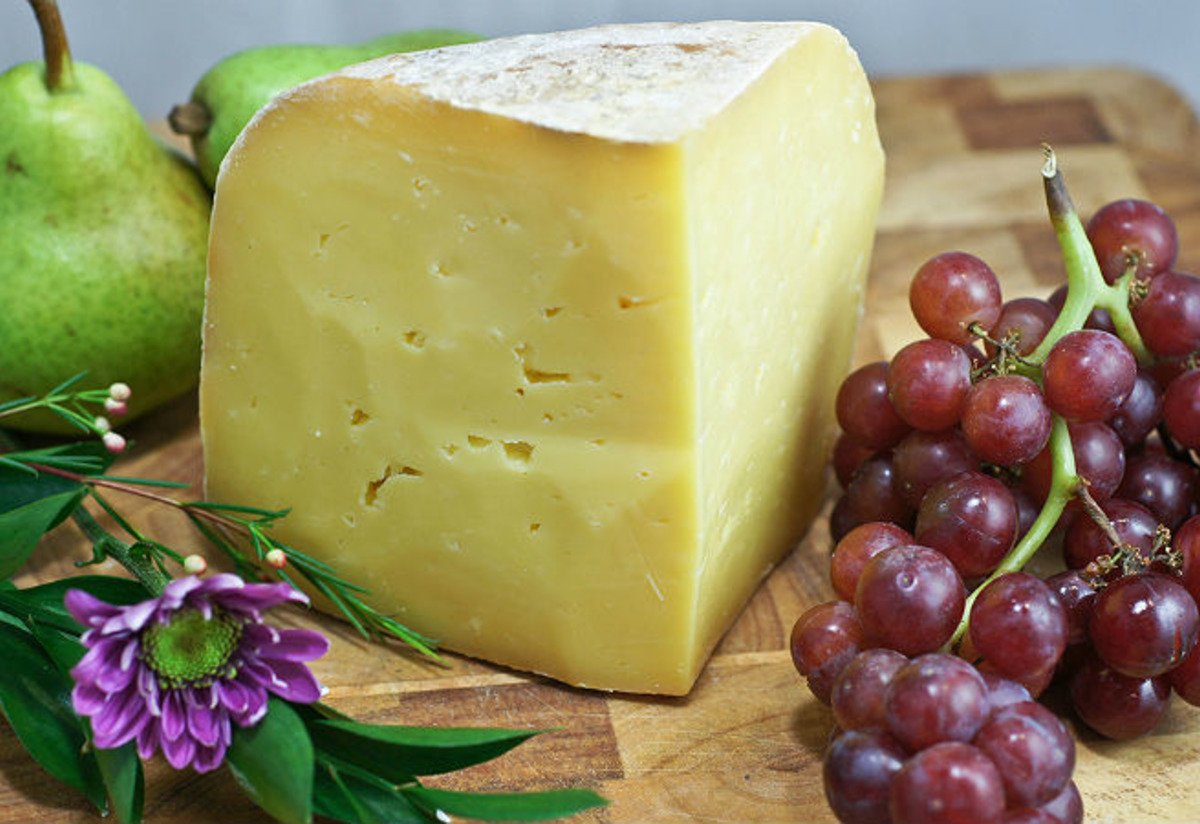 Cheddar Tarifi