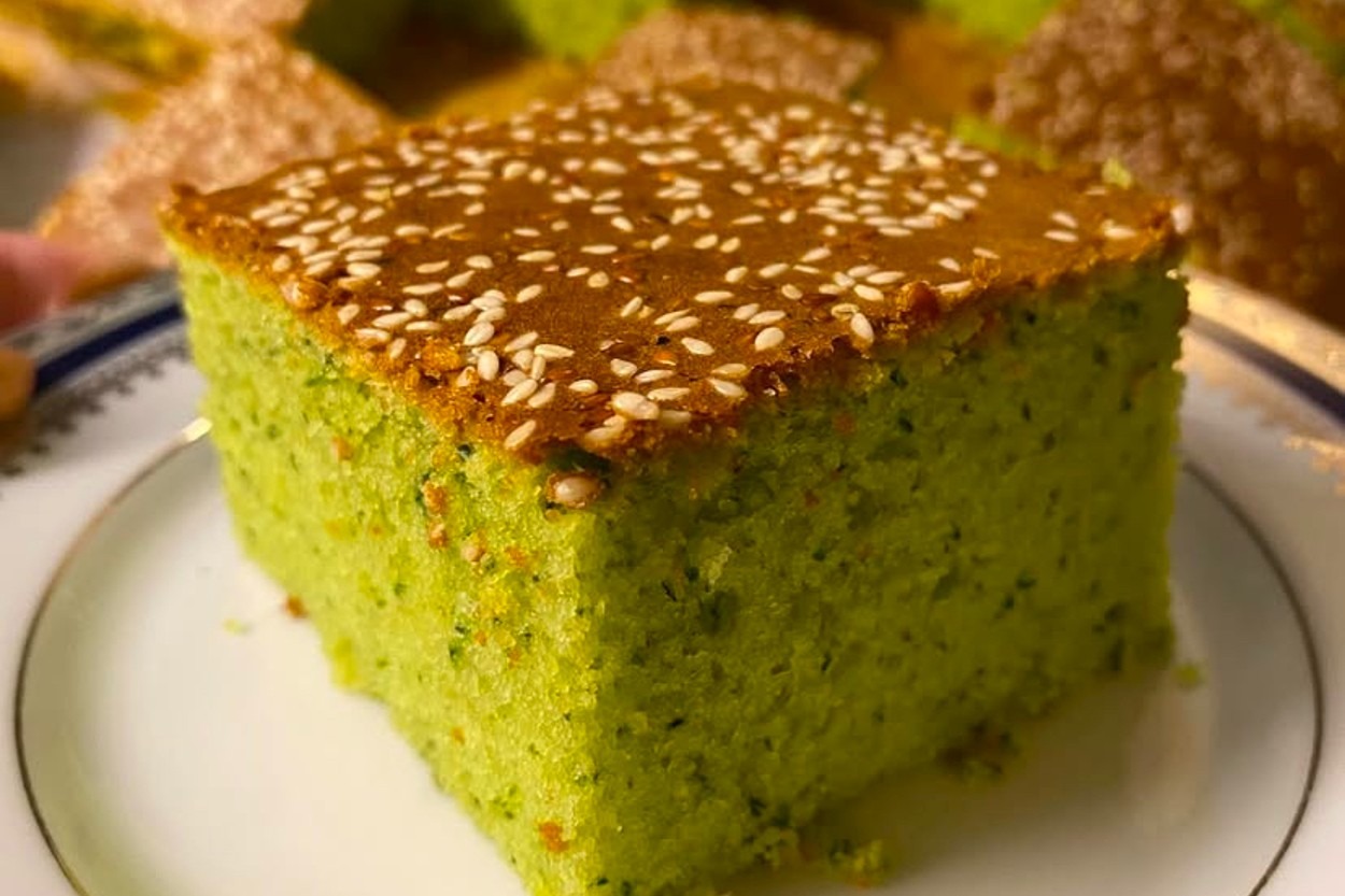 Puf Puf: Ispanaklı Sünger Kek 