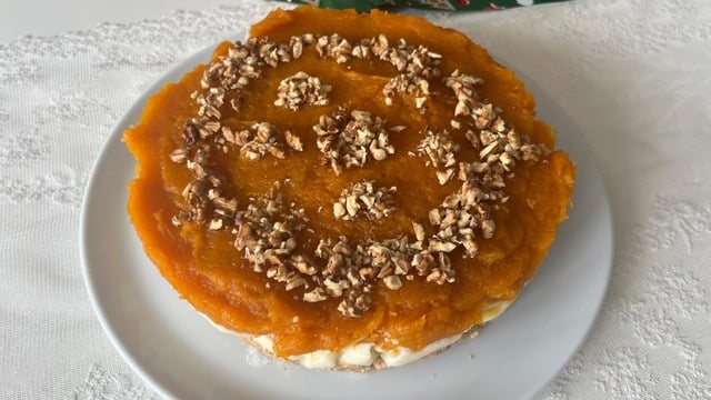 Kat Kat Lezzet: Muhallebili Bal Kabağı Pastası