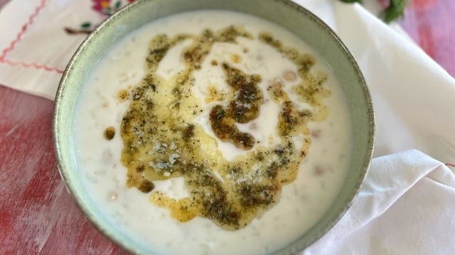 Sıcacık ve Doyurucu: Nohutlu Yayla Çorbası