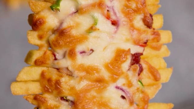 Pratik Atıştırmalık: Çubukta Pizza Patates