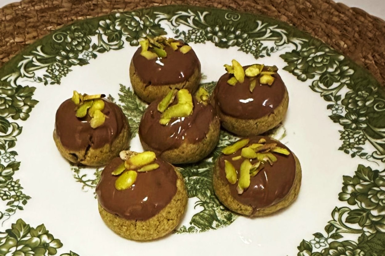 Az Malzemeli: Fıstıklı Baklava Kurabiye 