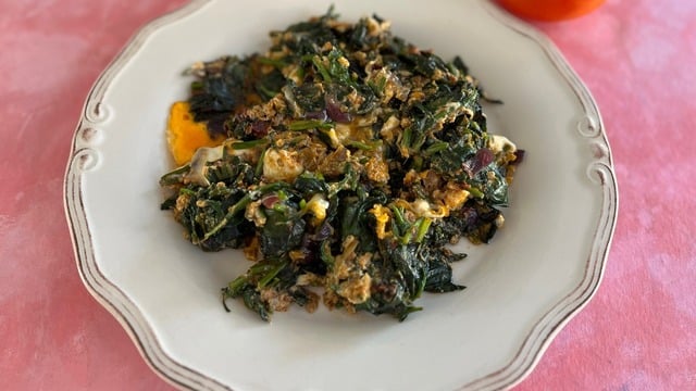 Besleyici ve Lezzetli: Yumurtalı Ispanak Kavurması