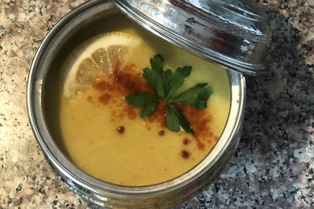 Tadı Damakta Kalan: Pratik Kremalı Mercimek Çorbası