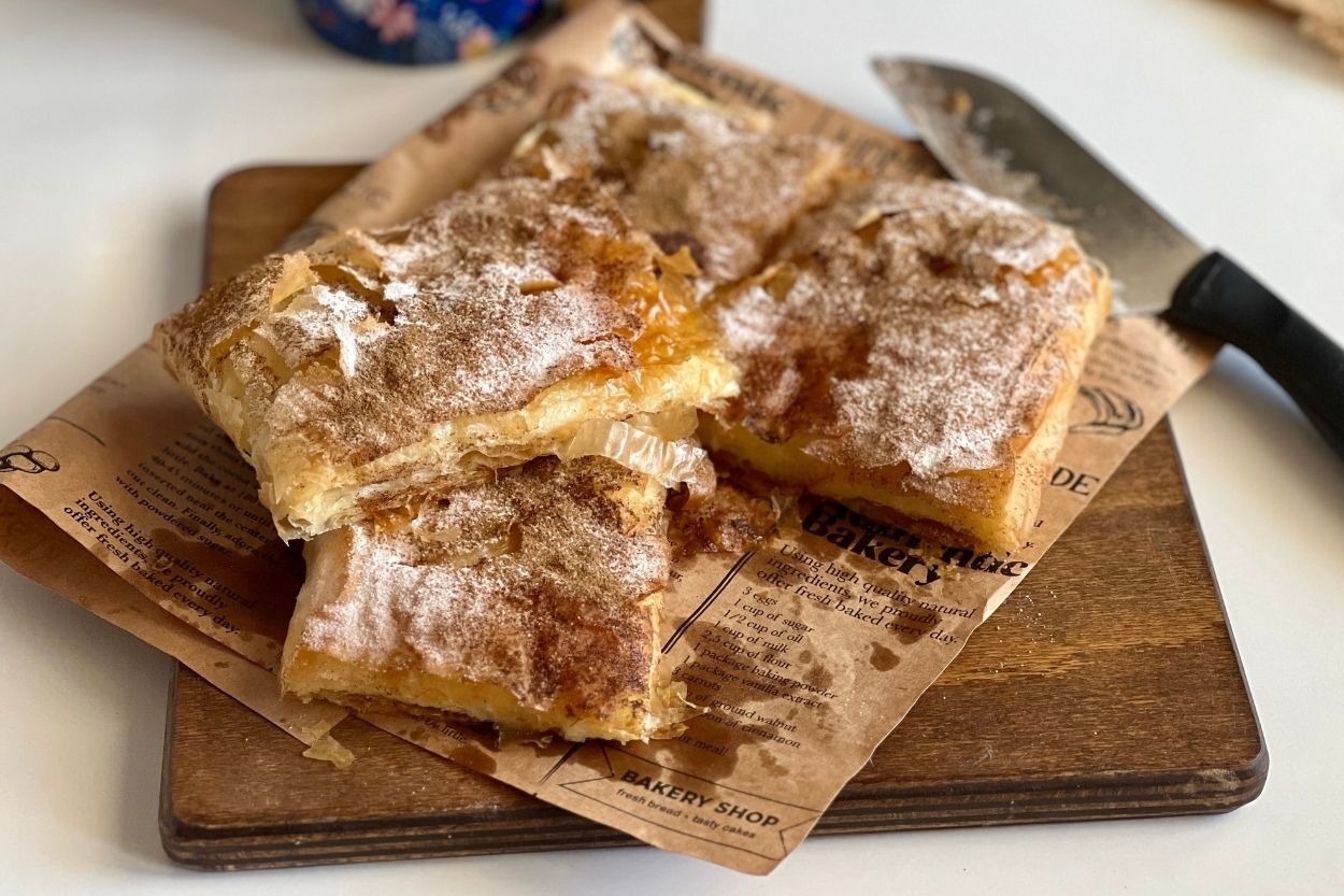 Şekerli Selanik Böreği: Bougatsa