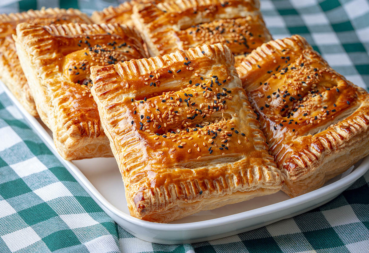 Kıyır Kıyır: Pırasalı Puf Börek Tarifi