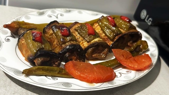 Özel Sofralara: Fırında Kıymalı Patlıcan Sarma