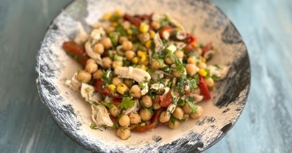 tavuklu-nohut-salatasi-asama5