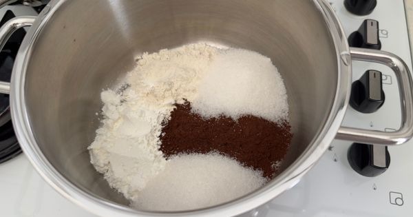 kupta-biskuvili-pasta-asama1