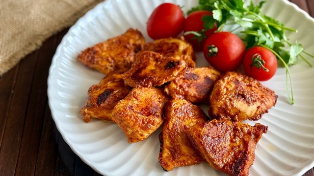 Mangal Lezzetinde: Yoğurt Soslu Tavuk