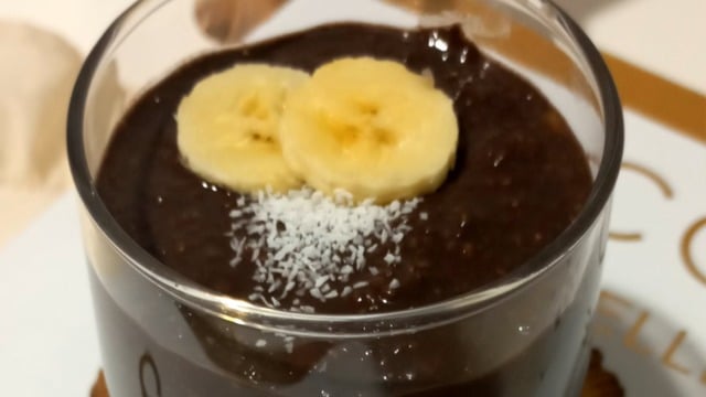 Rafine Şekersiz: Pişmeyen Chia Puding 