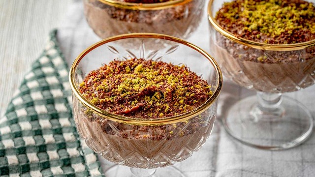 Rafine Şekersiz: Hurma Mousse