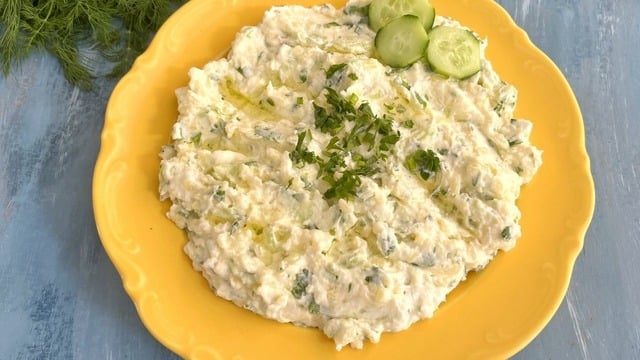 Kolay Malzemelerle: Patates Tarator
