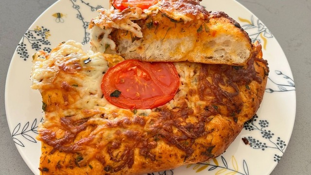 Kokusu Mis: Sarımsaklı Yumuşak Ekmek 