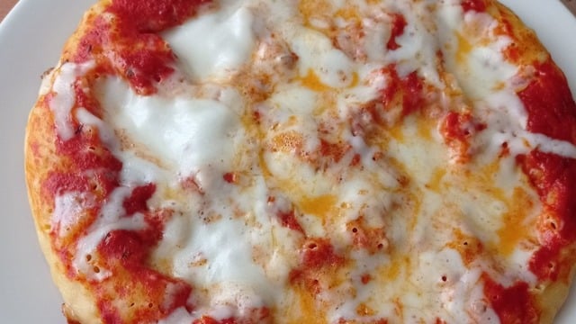 Farklı Yapımıyla: Tavada Margherita Pizza