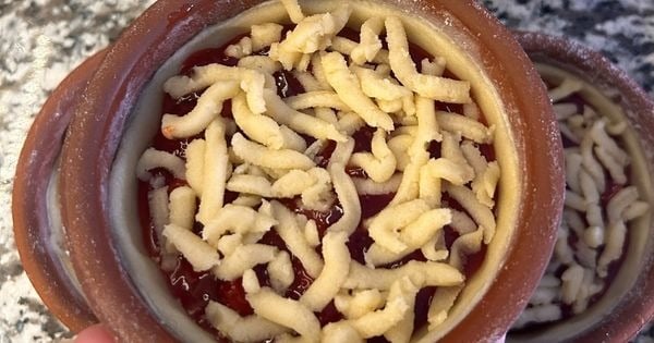 guvec-kabinda-cilekli-turta-asama3