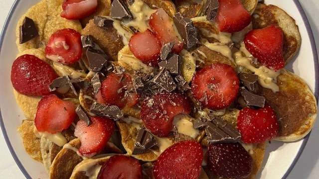 Kahvaltıya: Rafine Şekersiz Pancake