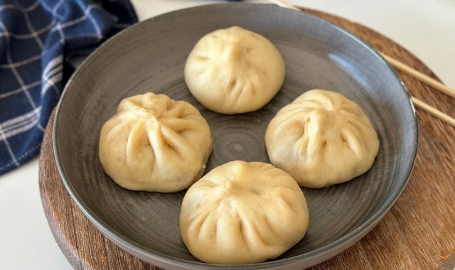 Çin Mutfağından Buharda Pişmiş Dolgulu Ekmek: Baozi