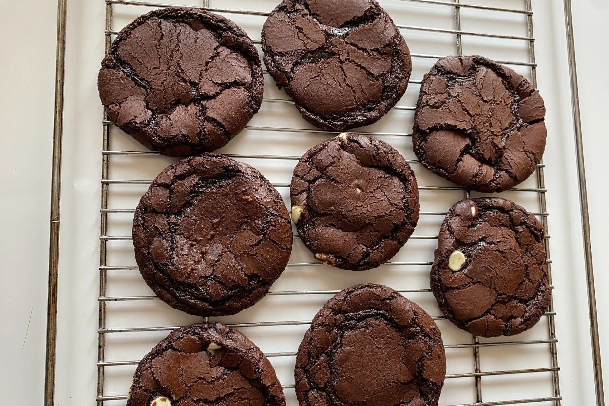 Bol Çikolatalı: Esmer Şekerli Brownie Kurabiye