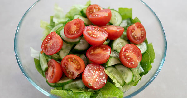 ton-balikli-kinoa-salatasi-asama2