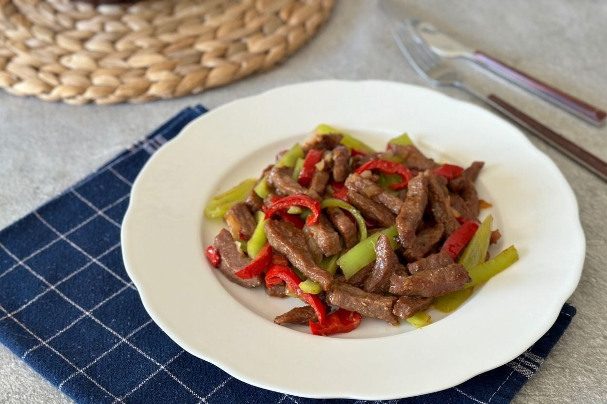 Yumuşacık Olur: Soya Soslu Et Sote