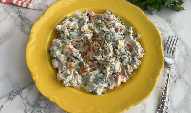 Çok Dengeli: Tavuklu Semizotu Salatası