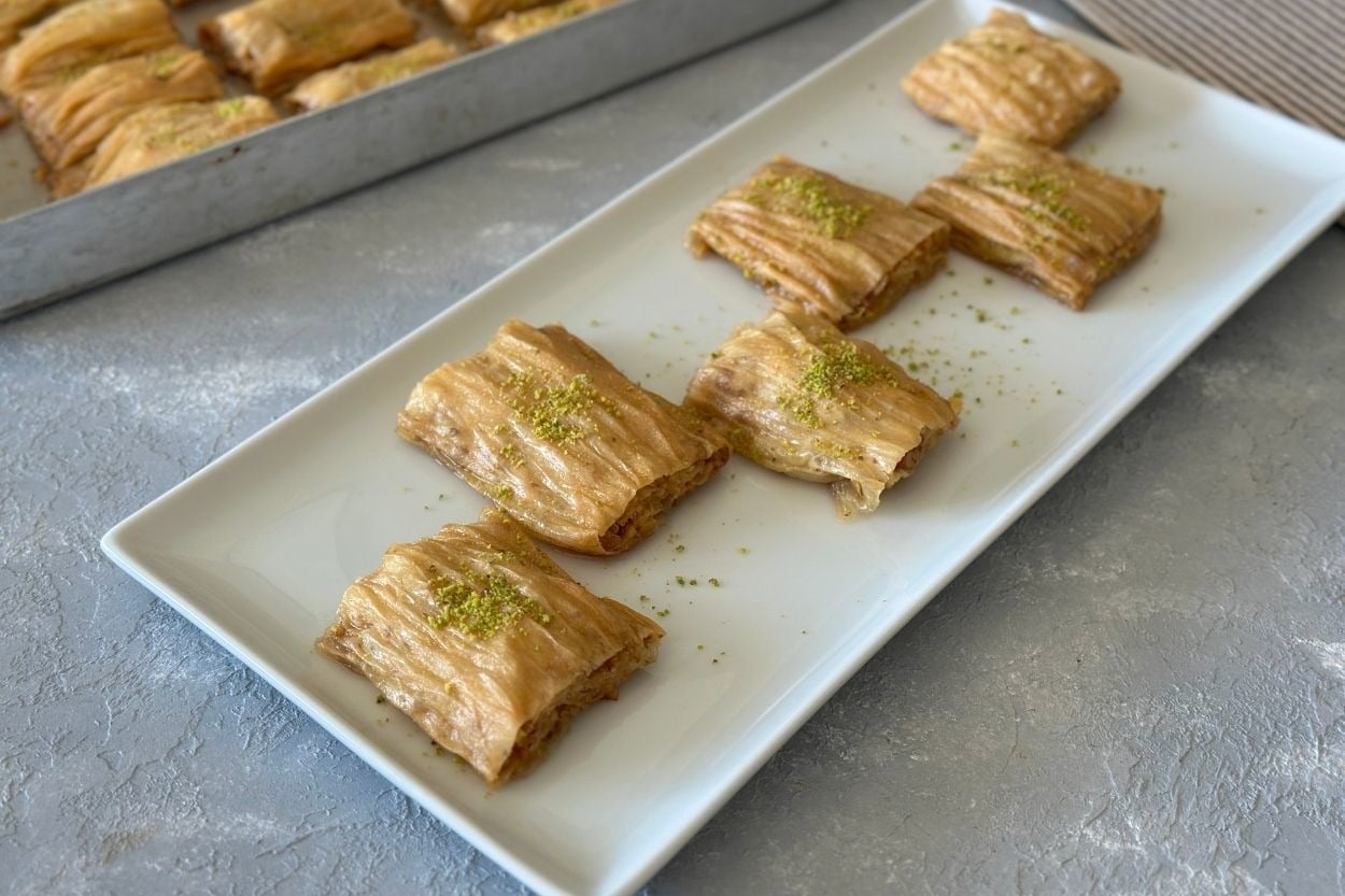 İsmi Şeklinden: Gazete Baklavası