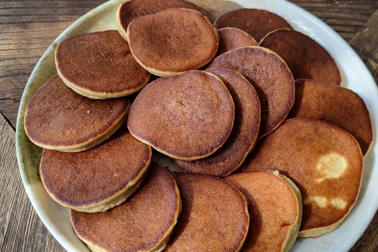 Bol Proteinli ve Tok Tutan: Glutensiz Kolay Pankek 