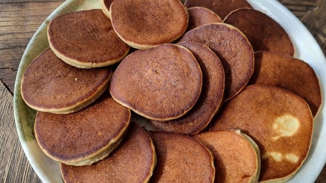 Bol Proteinli ve Tok Tutan: Glutensiz Kolay Pankek 