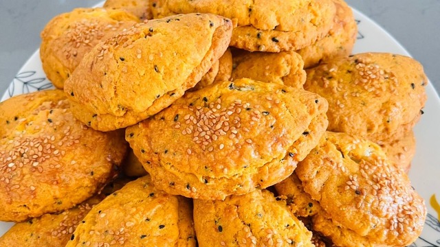 Lezzetine Doyulmaz: Kıyır Kurabiye Poğaça