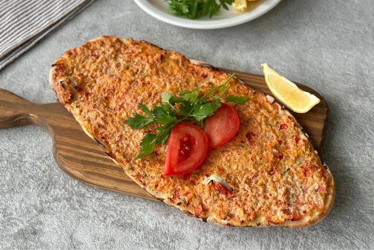 tavuklu-lahmacun-tarifi