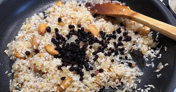 ic-pilavli-tavuk-dolma-4