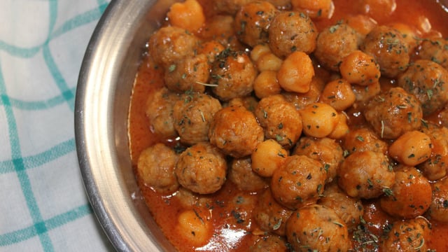 Konya Usulü: Kıymalı Topalak Yemeği