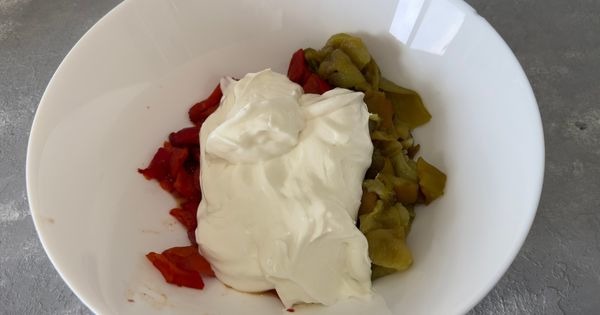 airfryerda-kozlenmis-biber-salatasi-asama6