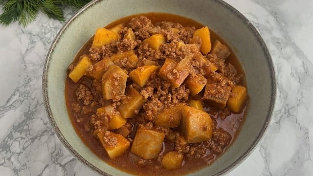 Oldukça Besleyici: Kıymalı Enginar Yemeği