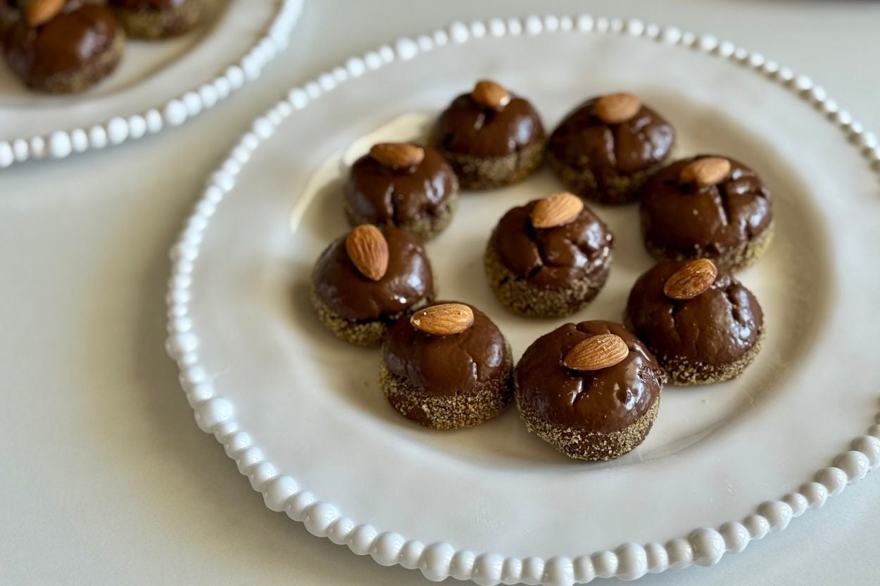 Bademi de Var: Ballı Balım Tatlısı