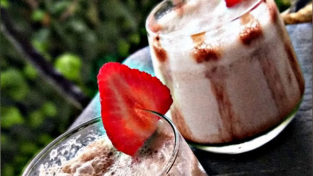 Yaz Aylarının İçeceği: Dondurmalı Soğuk Milkshake