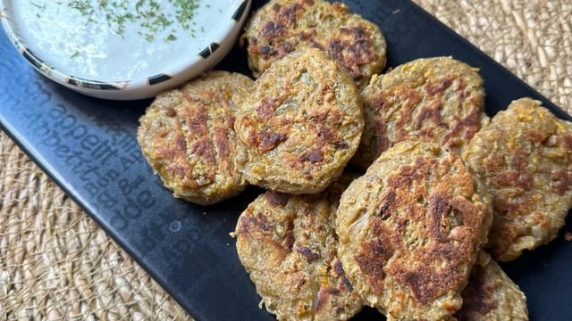 Oldukça Pratik: Yeşil Mercimekten Bebek Köftesi